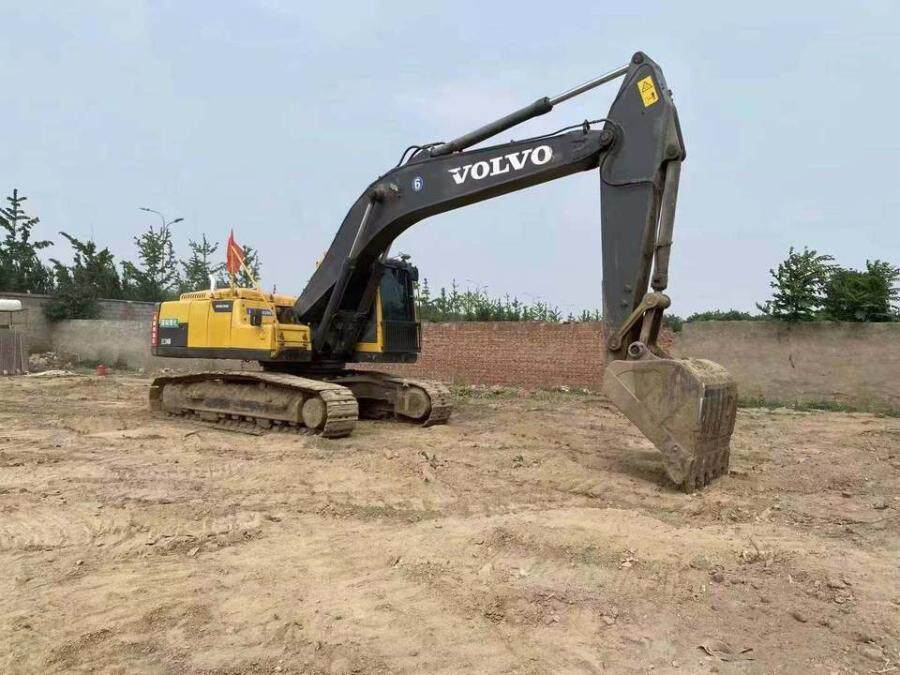 2月9日保定沃尔沃240挖掘机网络拍卖公告