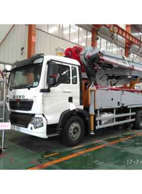 混泥土输送车混凝土输送泵车37788米架混泥土输送车车38m泵臂泵