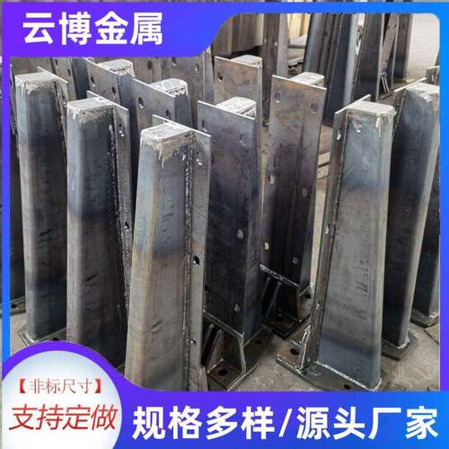 桥梁防撞护栏大桥两侧桥面栏杆河道景观护栏防撞护栏灯光护栏立柱