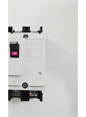 塑壳 断路器 NF30-CS 空气开关 3P 5A 10A 15A 20A 30A
