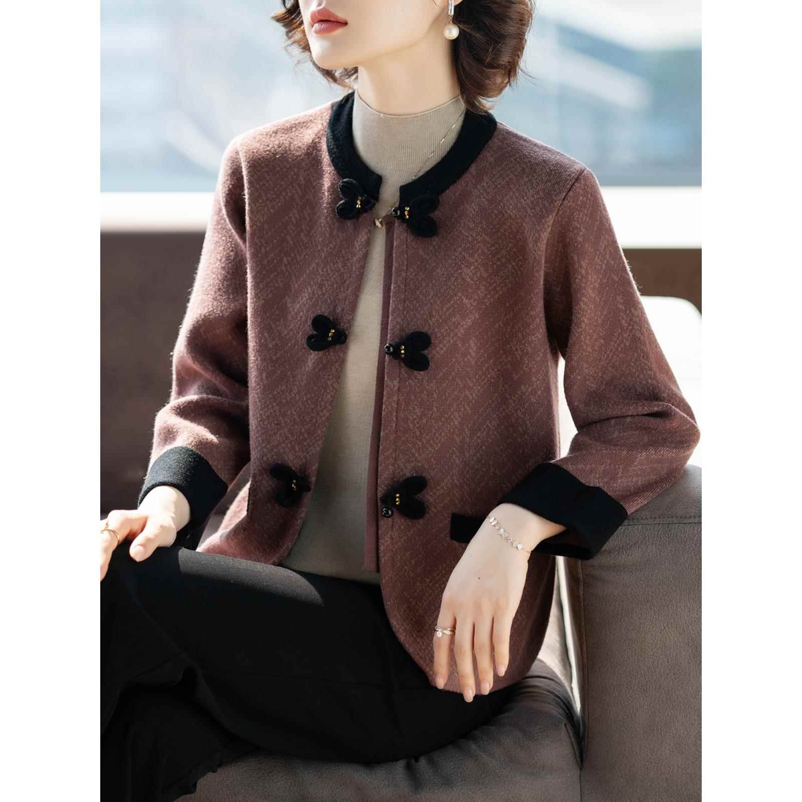 妈妈春装外套2025新款中老年人女士洋气时尚上衣服40岁50毛衣开衫