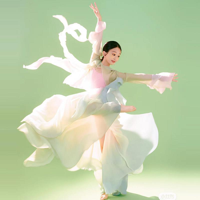 儿童古典舞演出服中国风女童超仙飘逸纱衣练功服扇子舞舞蹈服汉服