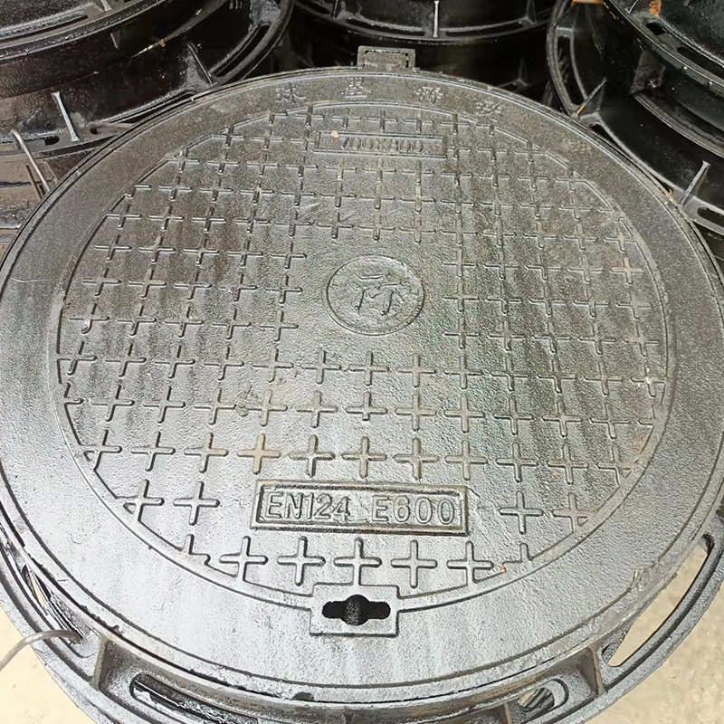 D400球墨铸铁井盖 E600圆形加重铸铁防沉降井盖 轻型方形铸铁盖板
