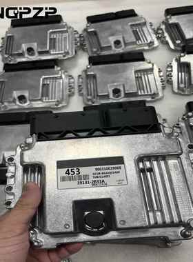 适用起亚瑞纳悦动发动机电脑板ECU39131-2B33AMEG17.9.12453