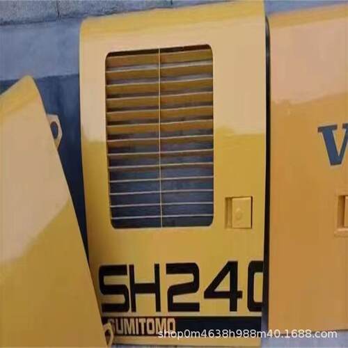 SH200挖掘机泵门水箱门工具箱