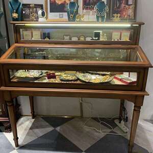 中岛展示玻璃展示柜首饰博物馆柜台陈列柜珠宝展柜玉器