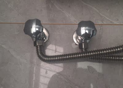 奥克斯 SMS-60SC52扁桶热水器优缺点揭秘，写给新手提醒