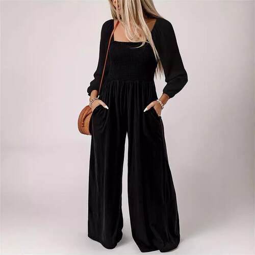 Embracing the upper body with wide legs and long pants