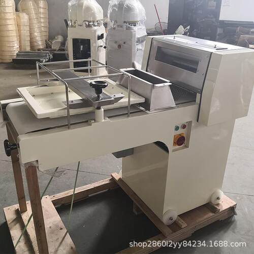 一件商用吐司整形机方包整形机面包成型机器50-600克工厂