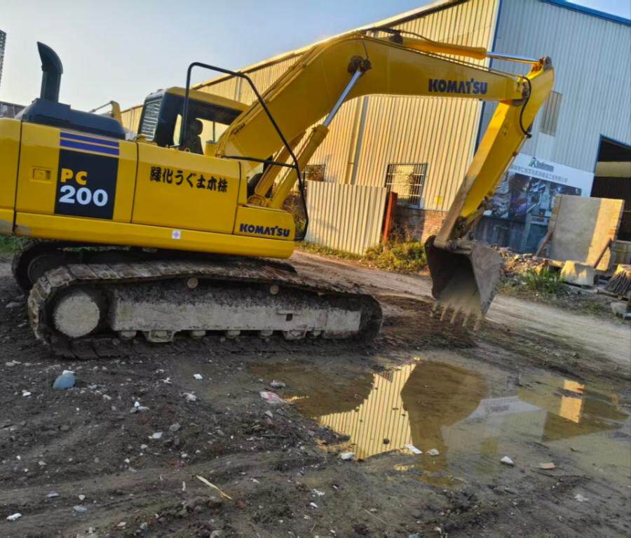 4月3日保定小松200挖掘机网络拍卖公告