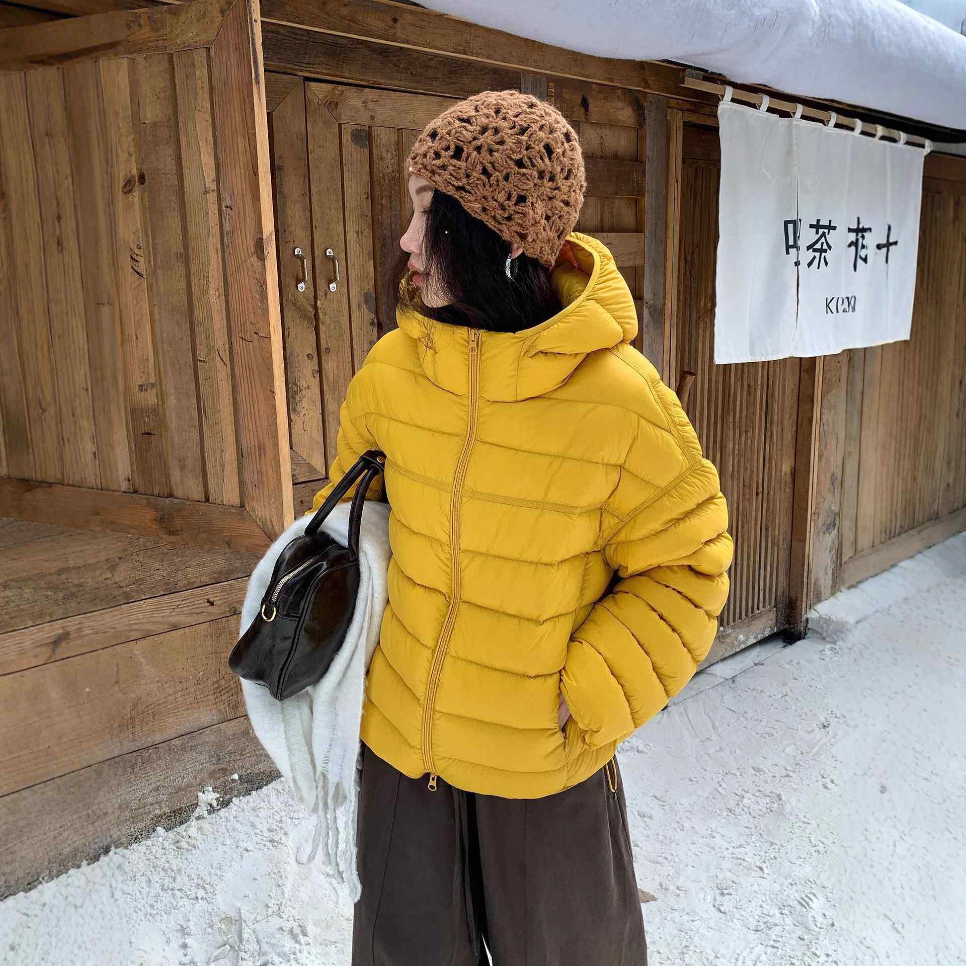 50白鸭绒黄色排骨羽绒服2025冬新款巨好看连帽轻薄保暖短款外套女