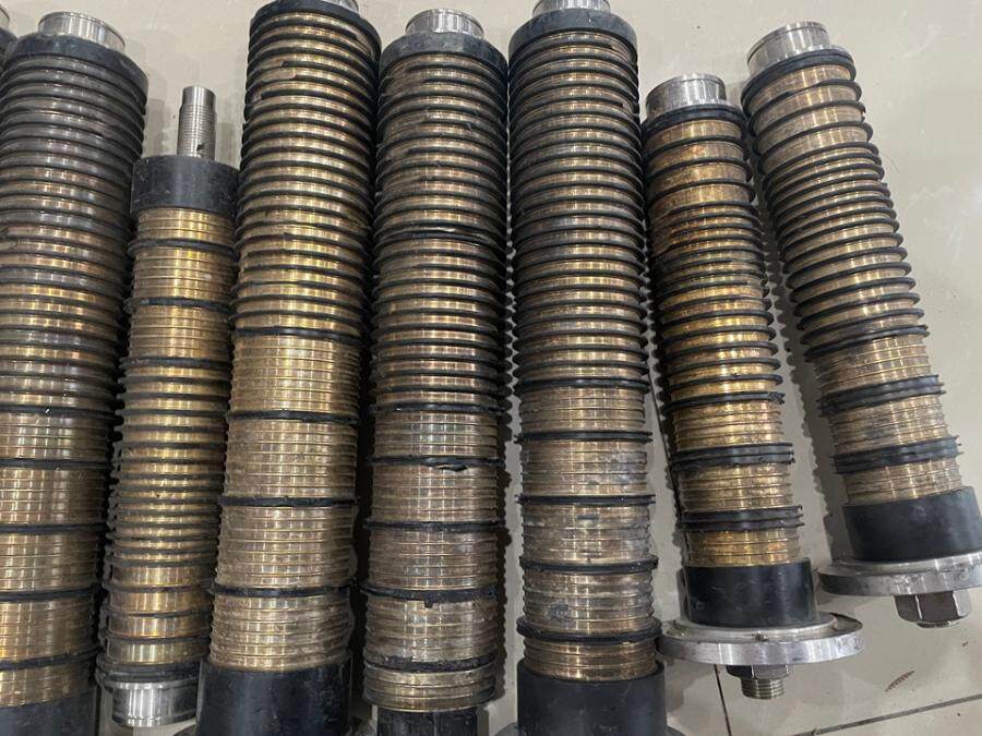 4月8日扬州报废处置风电设备拆卸滑环轴9根网络拍卖公告