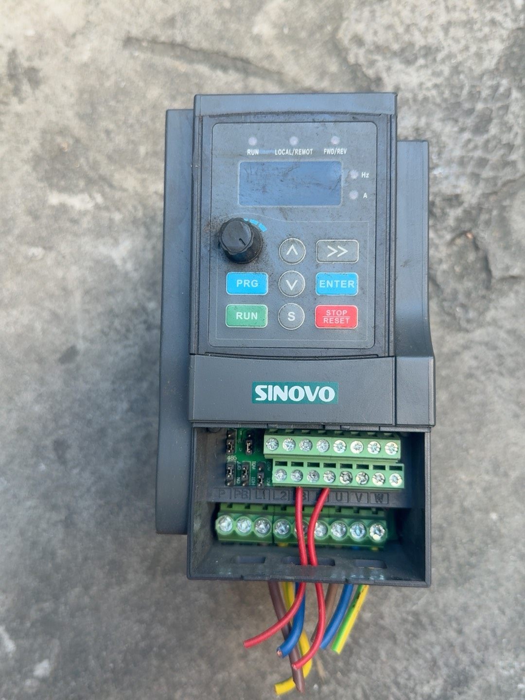 西林变频器SD90-4T-2.2G，拆机功能包好没盖板单价包