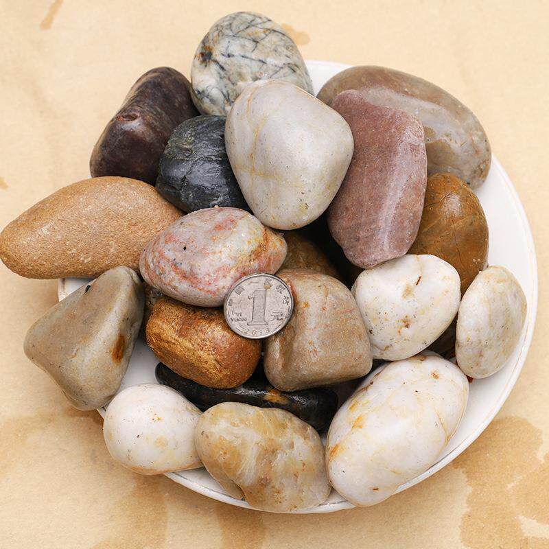 彩色鹅卵石 厂家五彩毛料雨花石头 工程铺路鱼缸造景盆栽石块