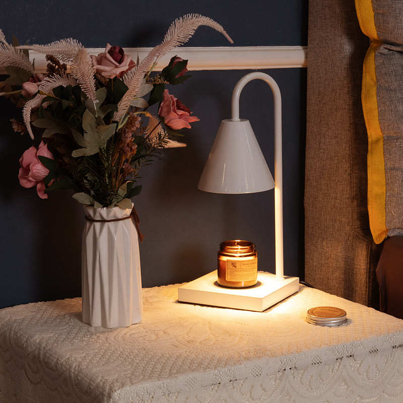 香薰融蜡灯小台灯香氛卧室床头灯温馨浪漫简约现代北欧风装饰台灯