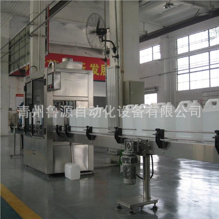 青州玻璃水灌装机 桶车用尿素灌LIT装装机鲁做源定自动灌装流 水