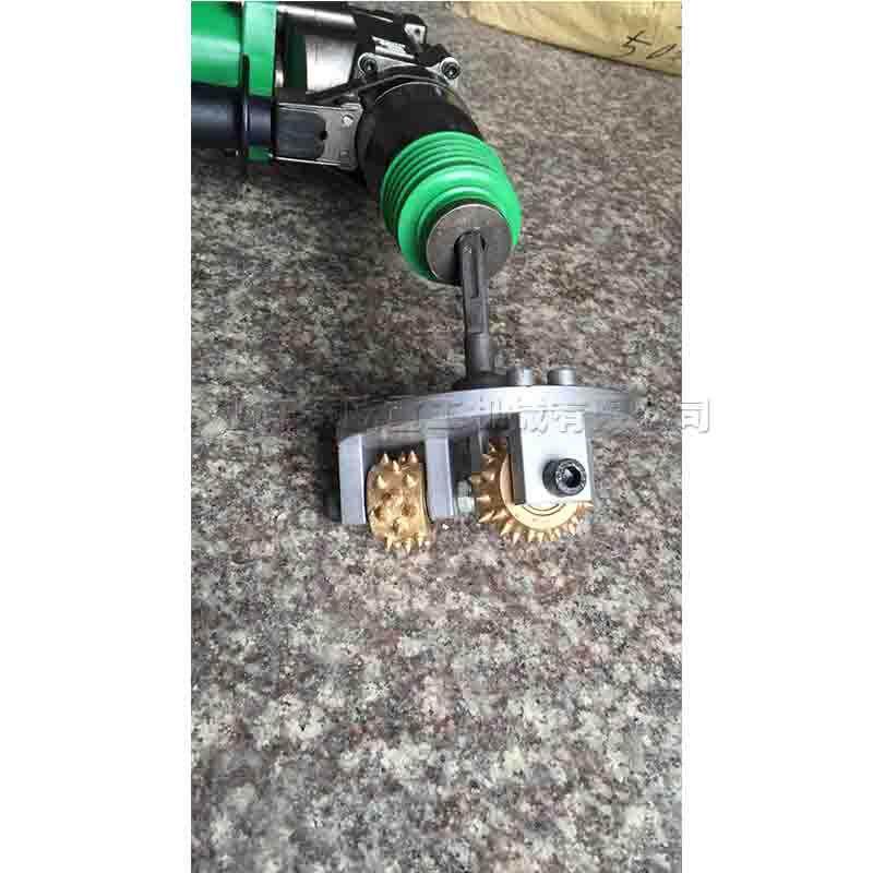 冲击式三头墙壁凿毛机 荔枝板面打磨机 高速公路地面拉毛机