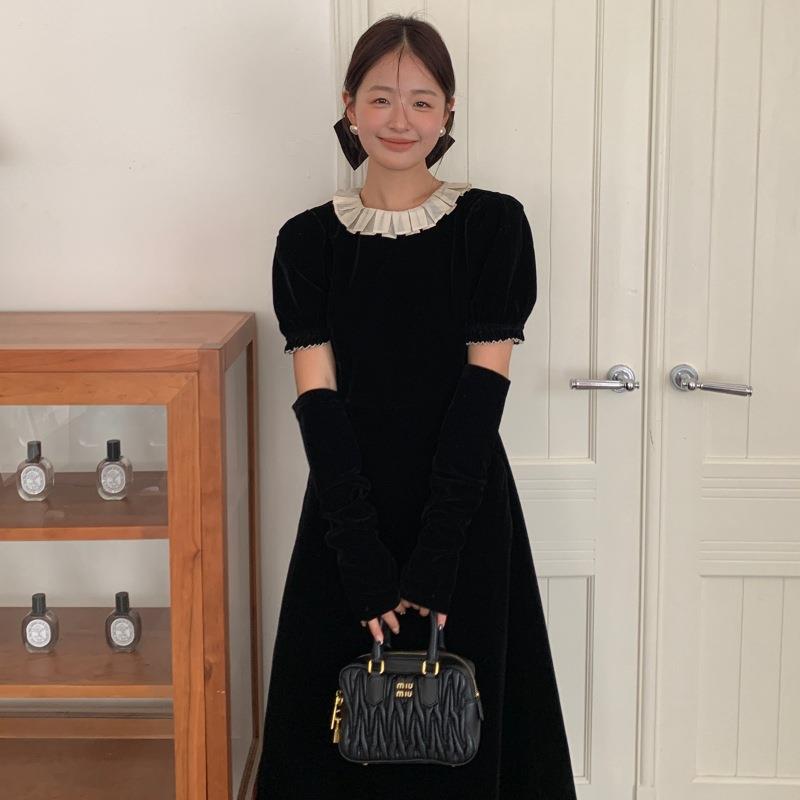 诠释美 NEWOPEN 2023秋冬法式花边领显瘦气质泡泡袖连衣裙女83923
