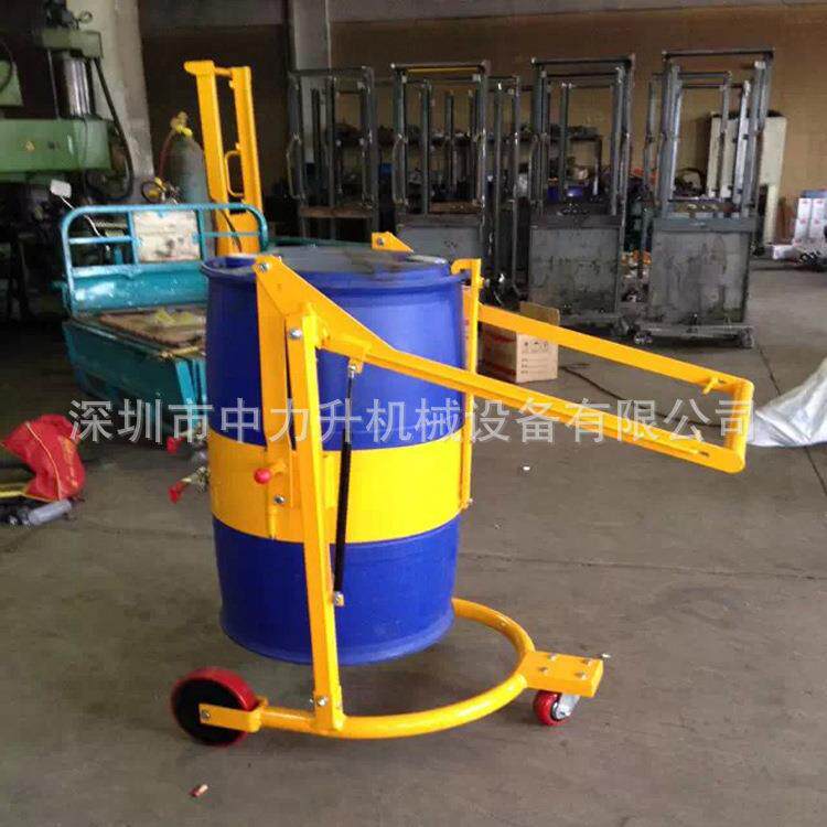 油桶翻转搬运车机械式油桶车简易手推油桶搬运夹具