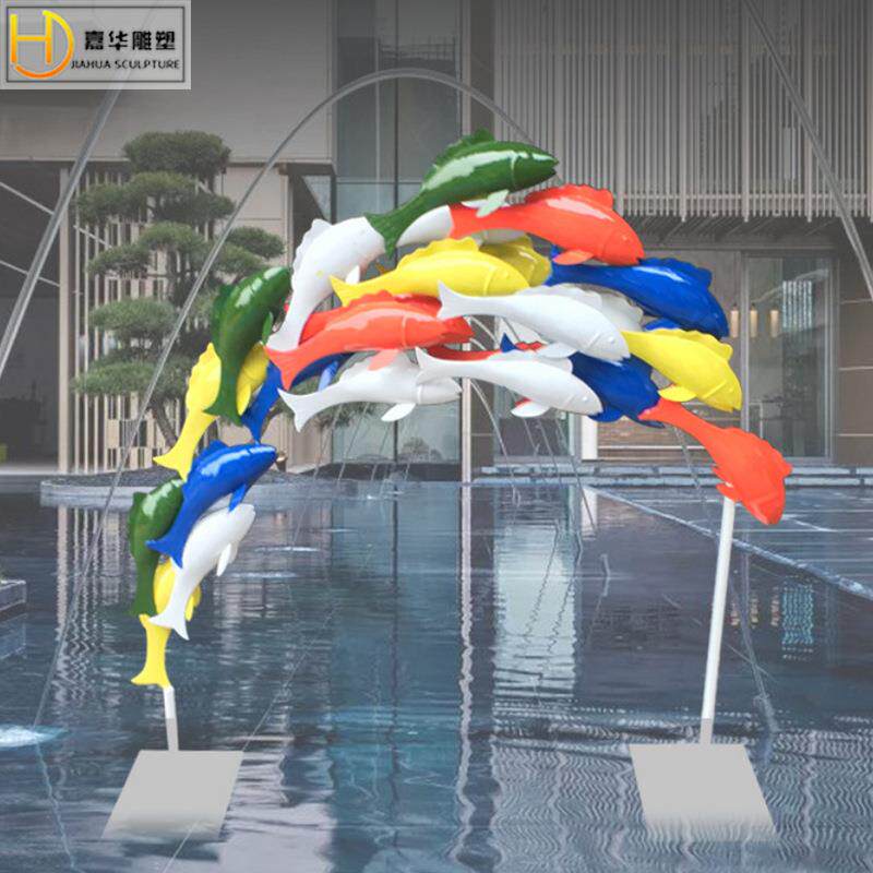 彩绘鱼群不锈钢雕像海洋主题文化主题简约现代广场水景装饰大摆件