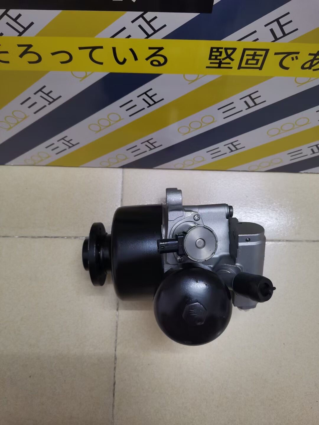 适用于奔驰S600/W221串联助力泵A0054667101