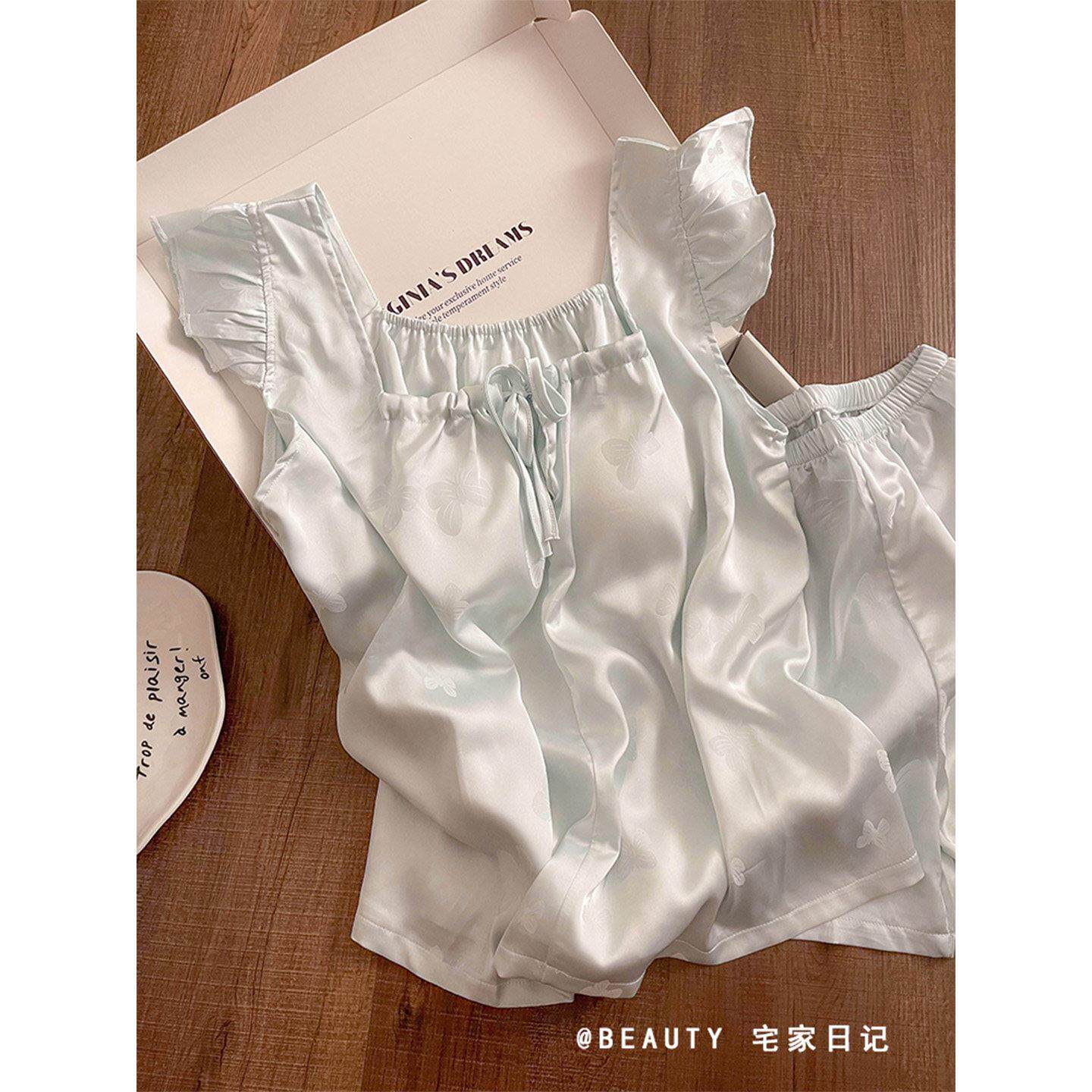 法式少女蝴蝶提花缎面冰丝睡衣女夏季舒适带胸垫1/4吋套筒扳手袖