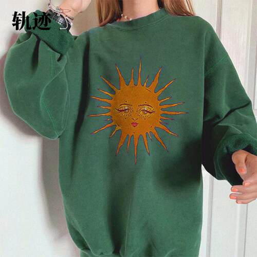 Large size long sleeved printed hoodie for women