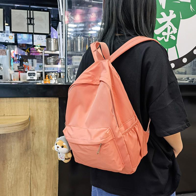 小众不撞款背包女士双肩旅行轻便大容量女生韩版纯色双肩包时尚简