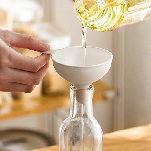 跨境厨房家用打酒油壶液体酱油分装倒油大小口径过滤塑料漏斗