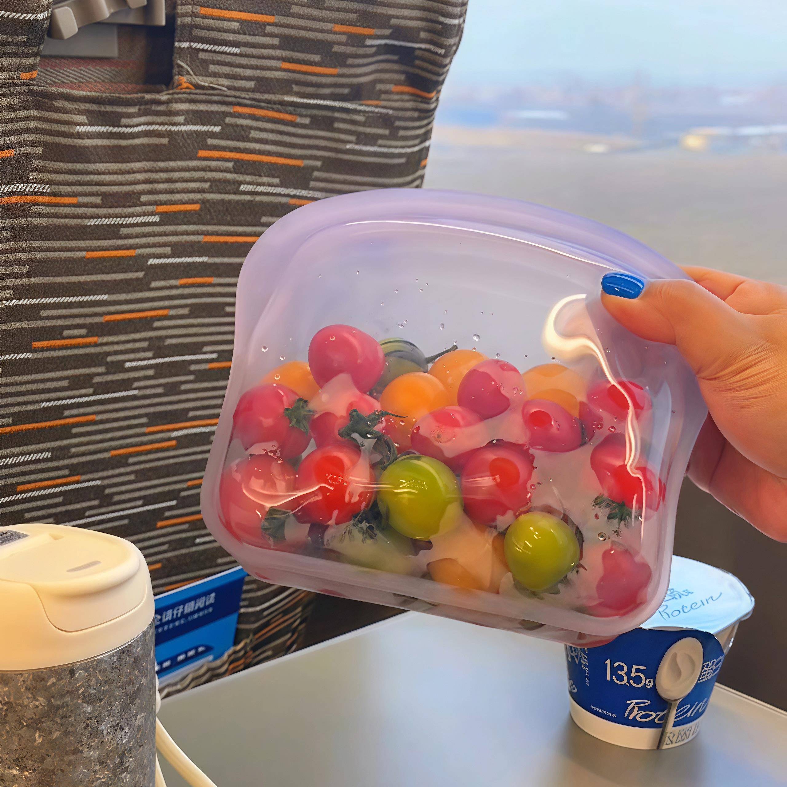 便携水果保鲜盒上班族食物收纳盒蔬菜水果密封分装袋食品级硅胶