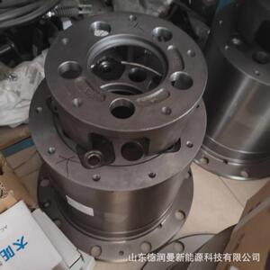 中国重汽陕汽德龙 汽车配件重汽配件轮边壳 AZ9981340070