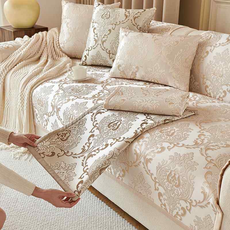 欧式沙发垫四季通用2025新款轻奢高级感防滑坐垫贵妃真皮沙发套罩