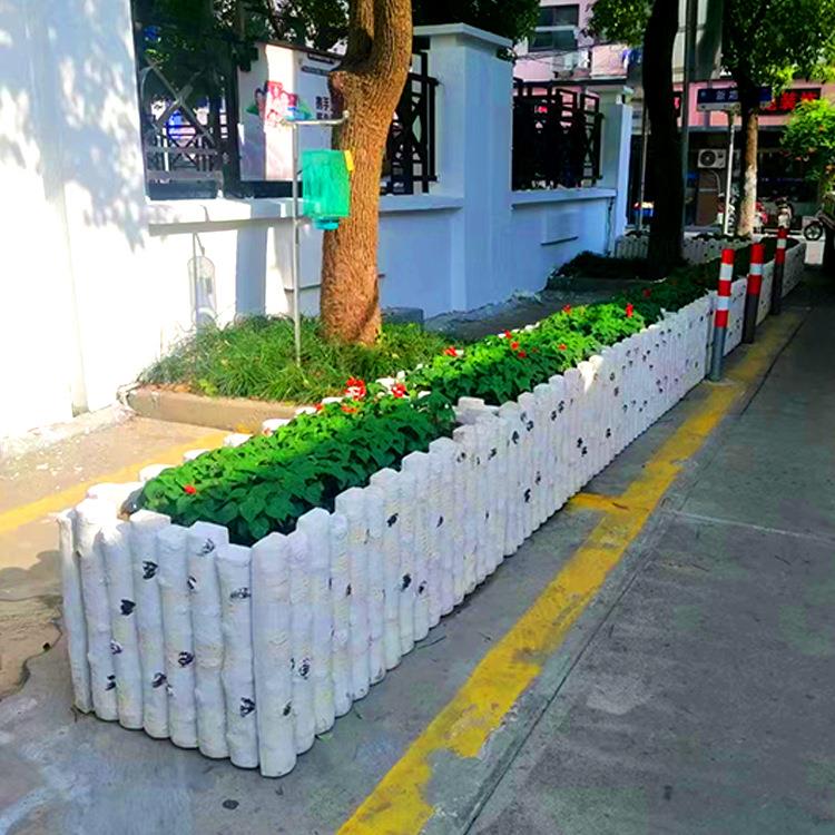围栏防腐木栅栏无机矿粉精仿白桦树草地花园公园园林白桦树小栅栏