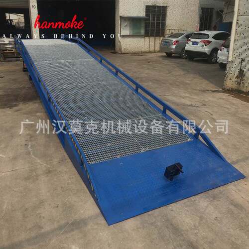 工厂鑫升移动登车桥国标材质6吨登车桥电动液压装卸平台生产加工