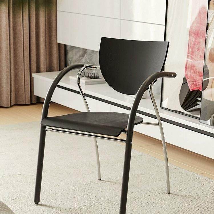 飞扬中古设计师餐椅家用简约轻奢休闲椅子网红靠背椅靠背扶手椅