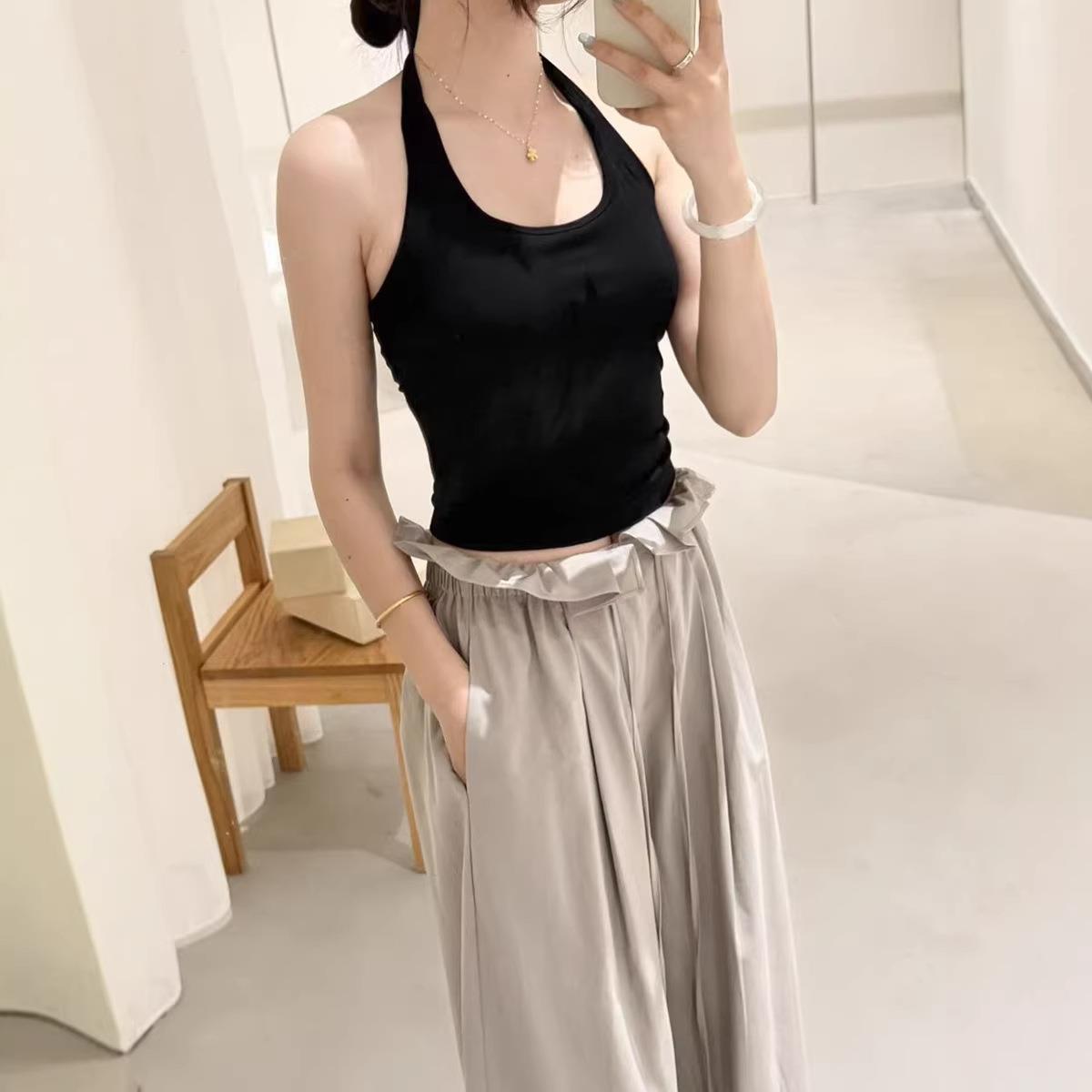 纯欲莫代尔挂脖露背显瘦吊带