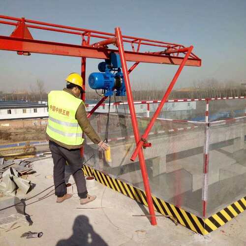建筑用全自动直滑式小型吊运机楼房四柱吊机建筑起重机生产加工