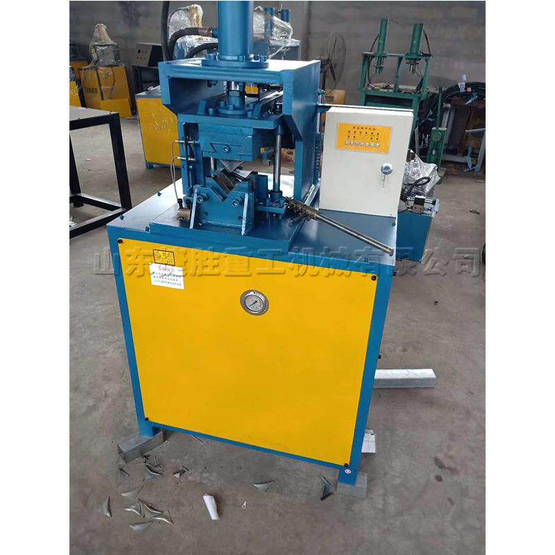 镀锌钢管高速液压冲孔机 不锈钢板用切角机 电动金属方管冲角机