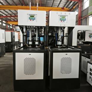 本诚半自动一出一食用油瓶吹瓶机5升塑料瓶吹塑机bottle blowing