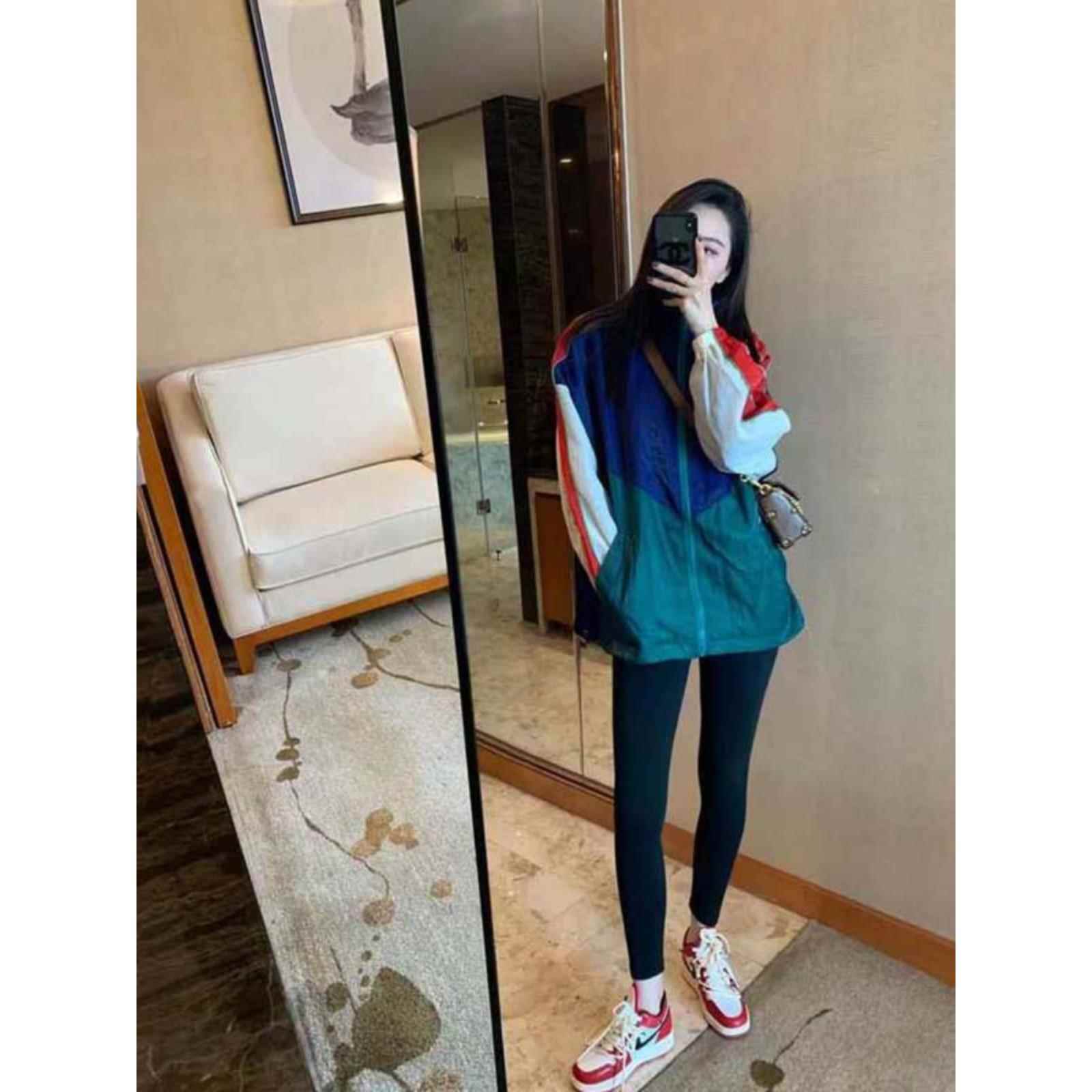 撞色冲锋衣女春秋欧货设计感小众运动休闲拼接棒球服工装风衣外套