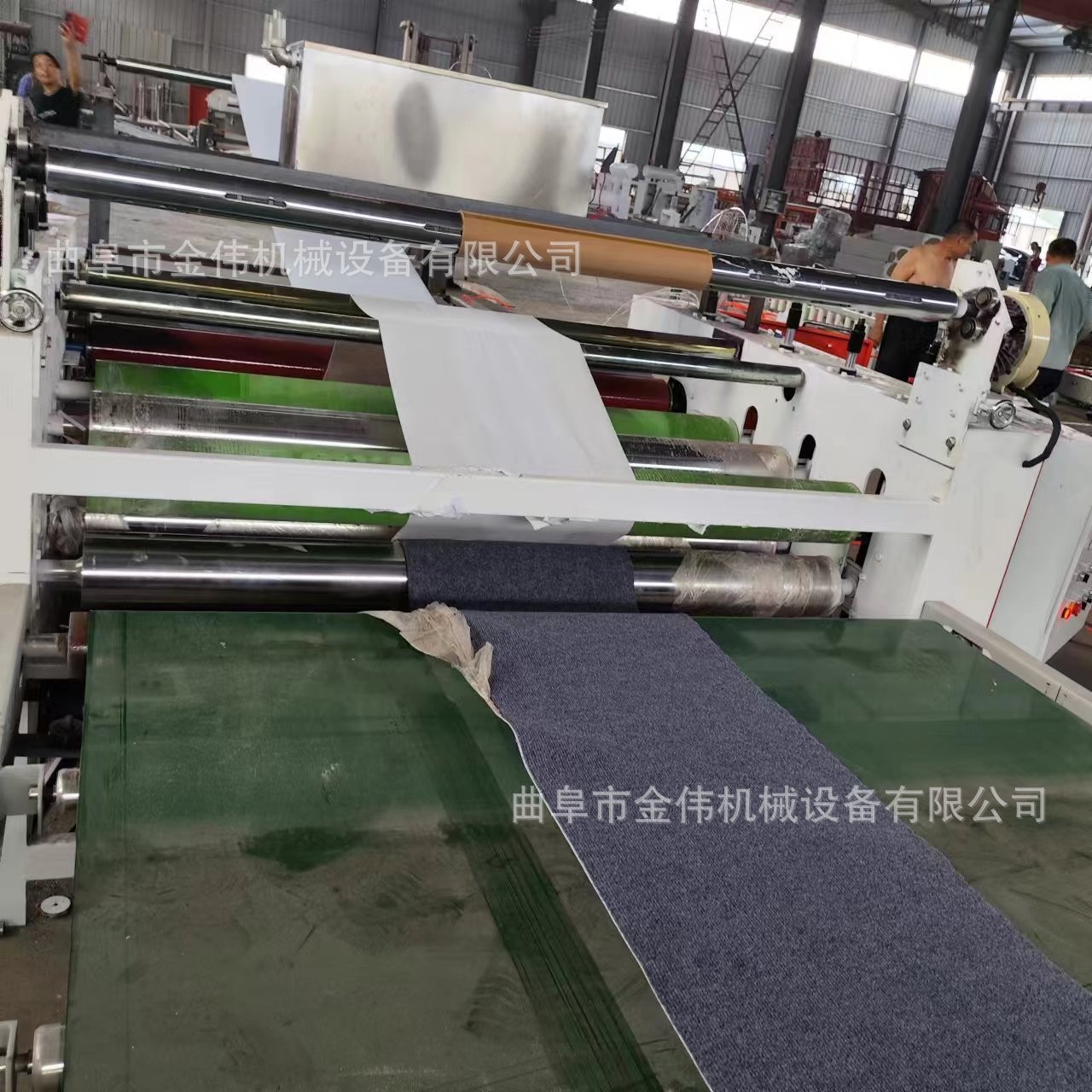EVA胶汽车顶棚布面机泡棉贴吸音棉地自W-2带背胶机数热控毯复合机