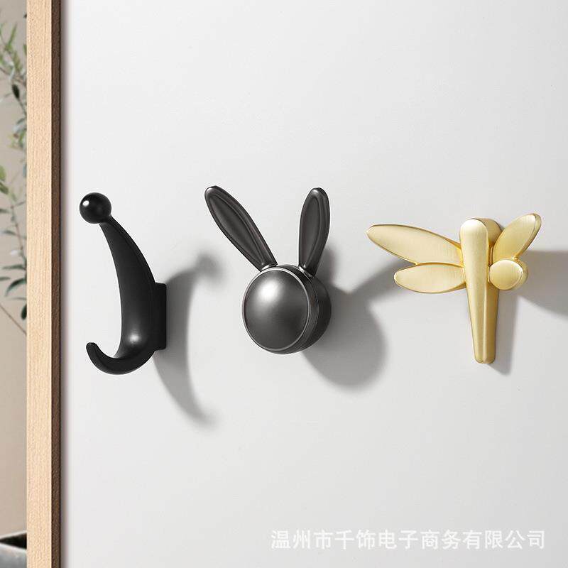 现代简约锌合金衣钩卡通挂钩家用客厅浴室门后挂衣钩现货玄关五金