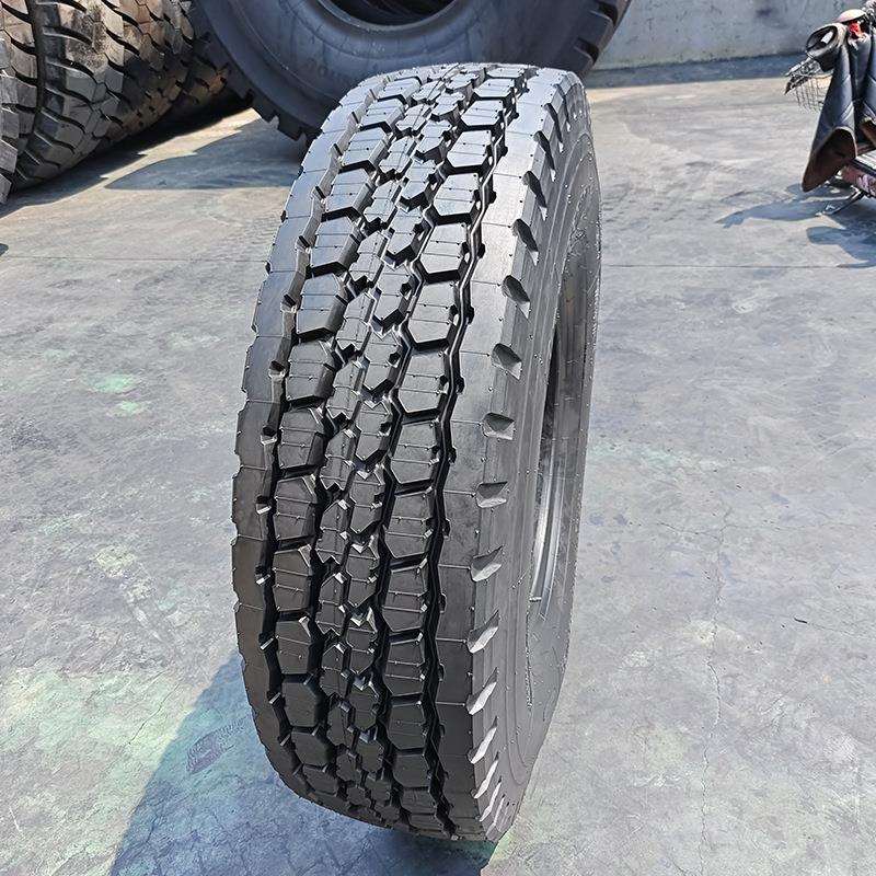 385/95R24吊车轮胎1400R24起重机全钢丝真空成套工程机械轮胎