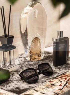 现代简约卧室边柜梳妆台托盘组合软装摆件搭配样板间床头柜装饰品