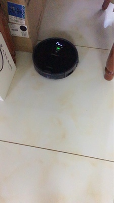 扫地机器人石头S51和科沃斯DF45哪个好，差别大不大？