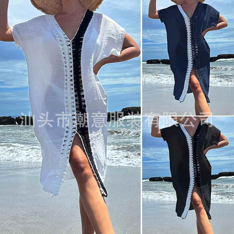 Holiday hand-crocheted stitching contrast color beach