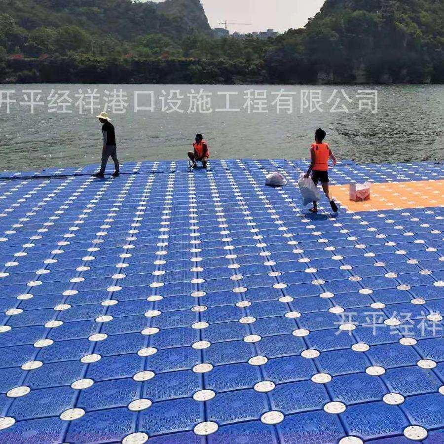 水上塑料浮筒平台浮动码头搭建水上演艺舞台鱼塘网箱养殖浮桥浮箱
