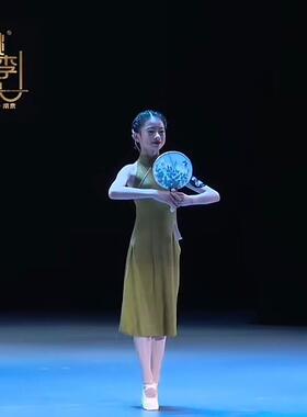 高档桃丽杯典沂蒙舞蹈表演服装古童舞无袖珍珠绿儿袍旗中国舞蹈民