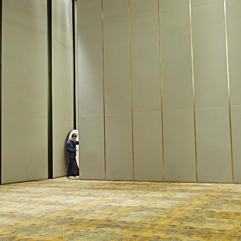 会室移动隔吊断拉墙办公议室活动屏风折叠门包饭隔断推伸024454缩