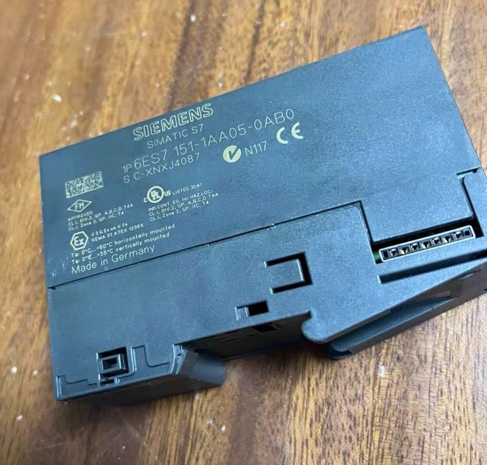 6ES7151-1AA05-0AB0 西门子模块 实物拍摄